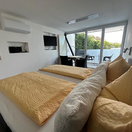 Gaestehaus Sommertal Mit Pool Im Garten, Eigener Parkplatz, 800M Zum Bodensee, 300M Zur Altstadt Meersburg Zewnętrze zdjęcie
