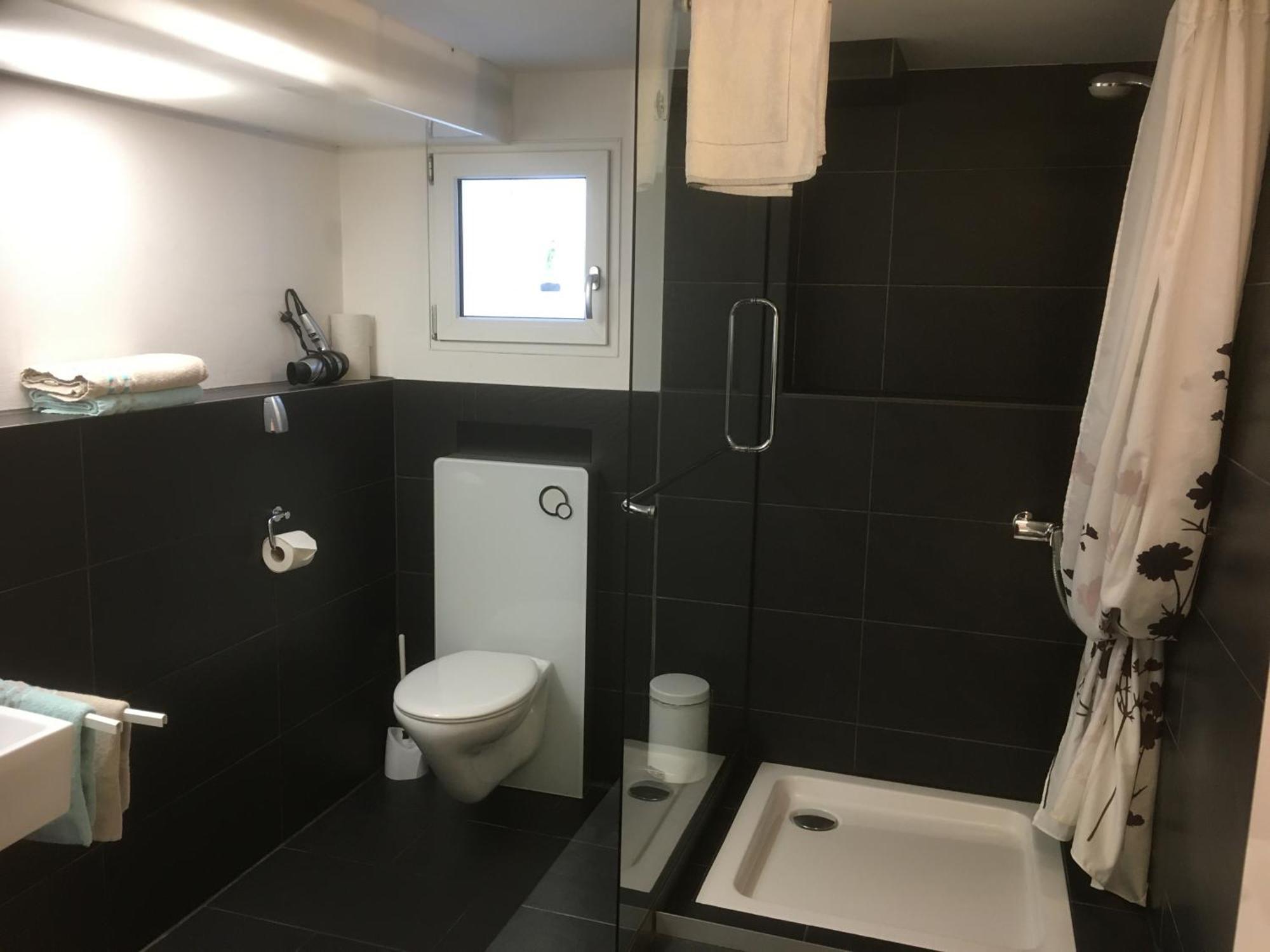 Gaestehaus Sommertal Mit Pool Im Garten, Eigener Parkplatz, 800M Zum Bodensee, 300M Zur Altstadt Meersburg Pokój zdjęcie